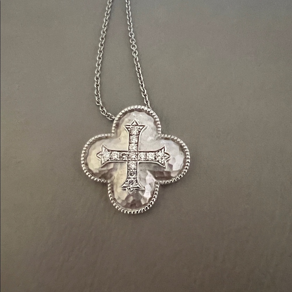 Gabriel & Co.925 Sterling Silver Woman’s 18” Diamond Cross Clover Necklace EUC - Picture 7 of 16